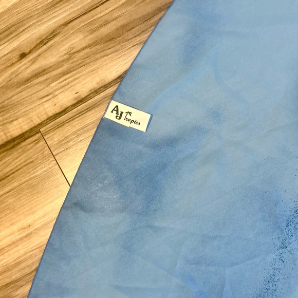 AJ Tropics Sheer Polyester Swim/Beach Wrap - Picture 6 of 7